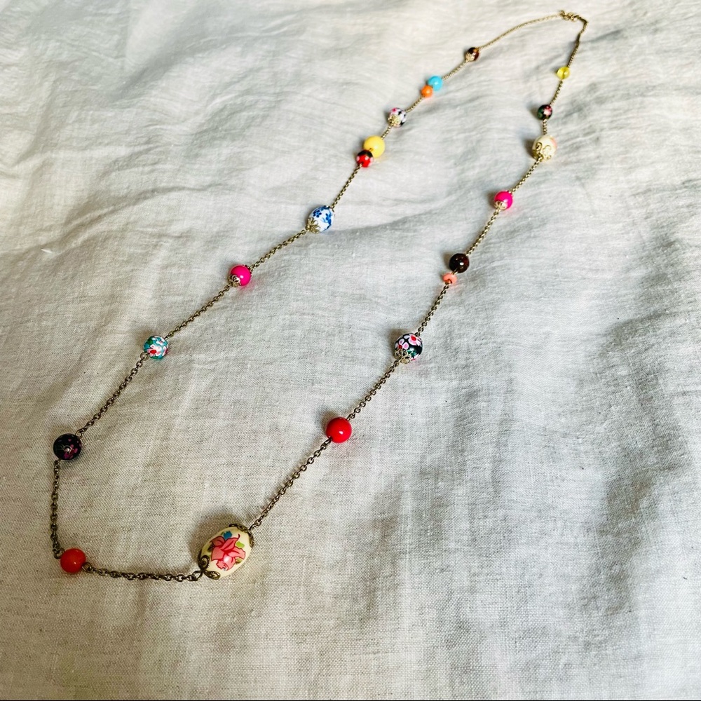 Long necklace with beads